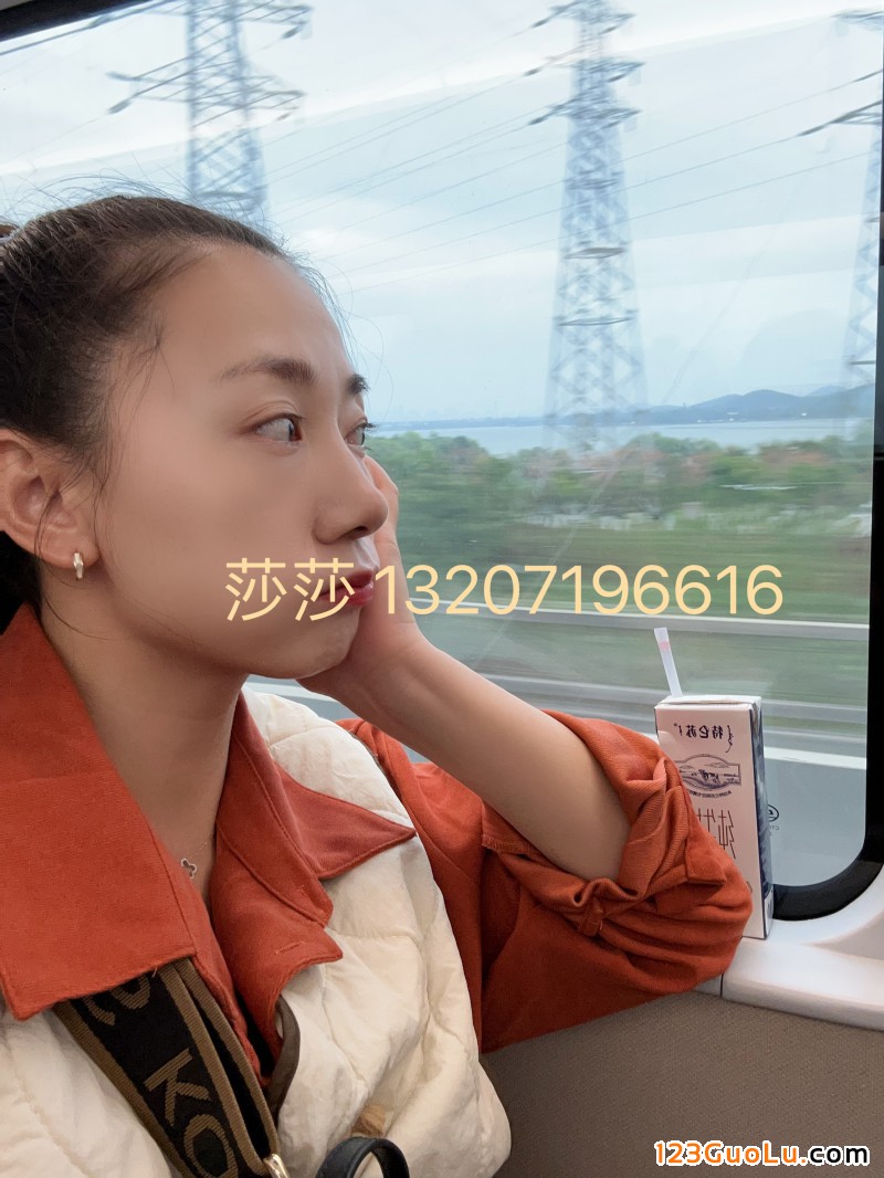 DƬ